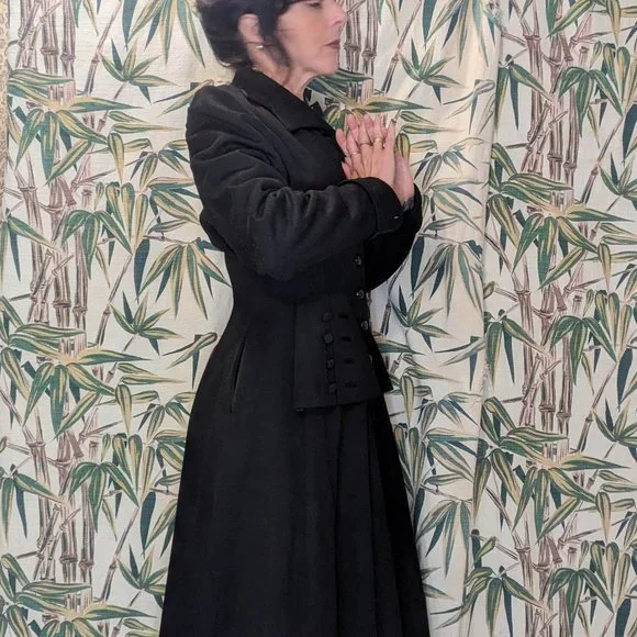 40s GOTH Black Wool Princess Coat sz XS Jaunty Juniors Mint Cond Warm & Elegant!
